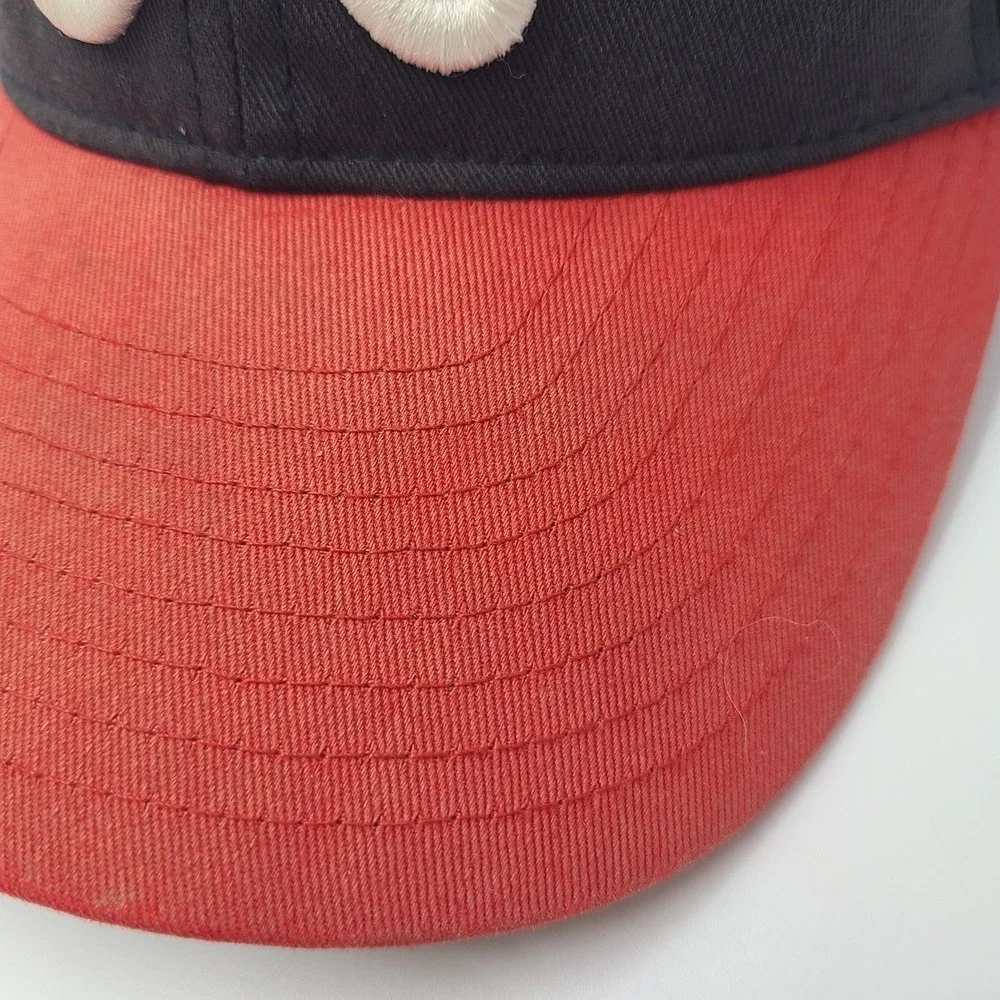 Vintage Atlanta Braves Hat Snapback (Fits Small) New Era Blue Red Distressed MLB